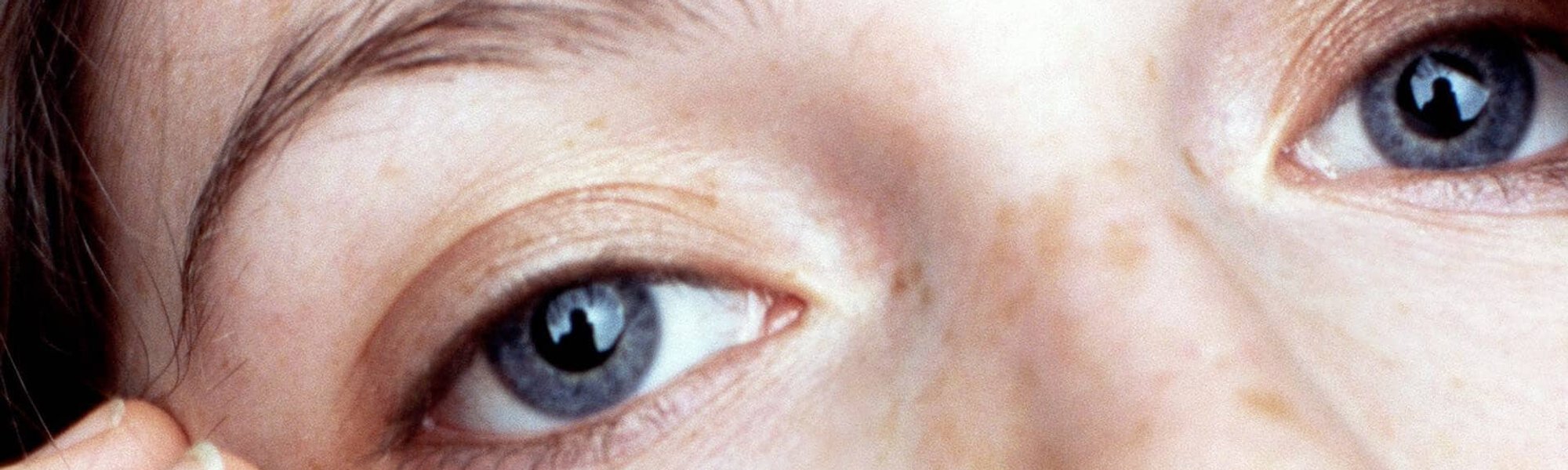 How To Choose The Right Concealer To Banish Dark Circles Hero