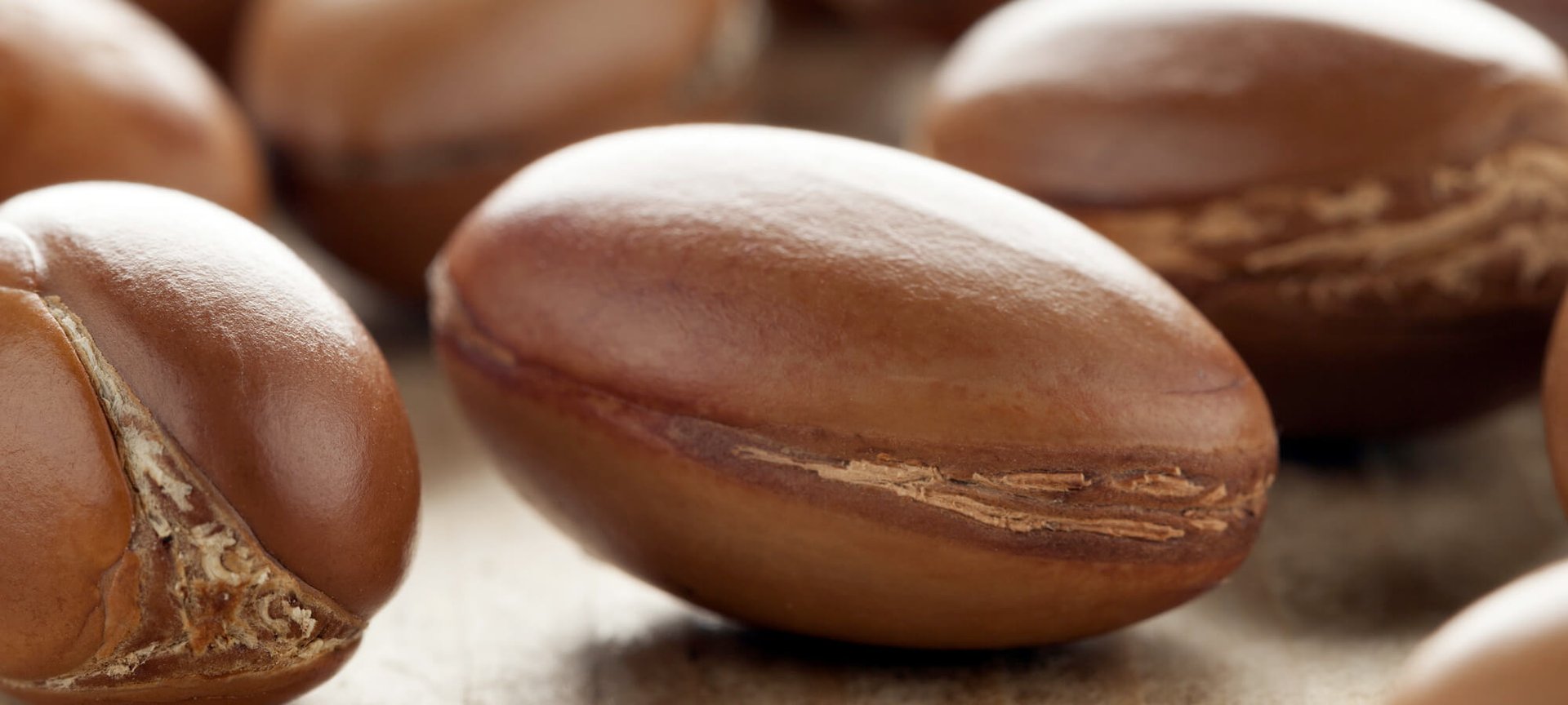 התעוררתי עם כתמים כהים הגיע הזמן לזריקת קפאין Hero