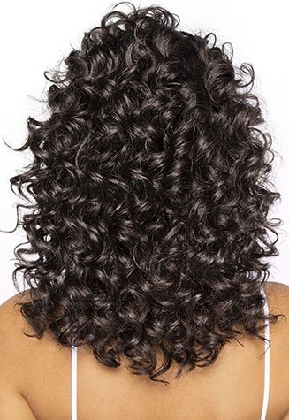 תצוגת לפני אחרי שיער מתולתל כהה