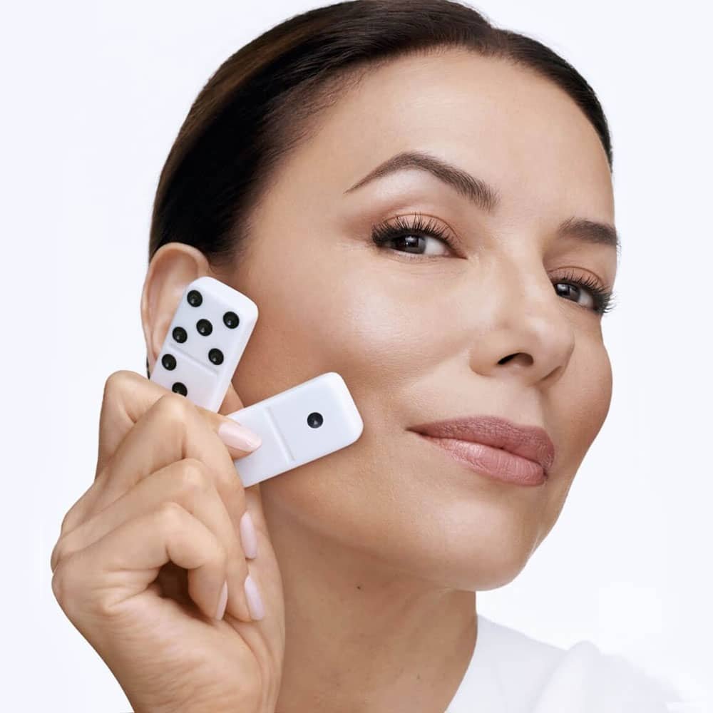 Niacinamide Dark Spot Uv Fluid Hero Img